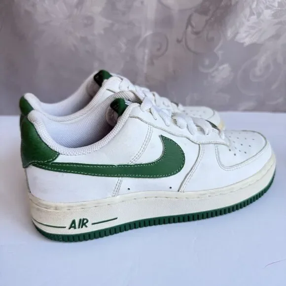 Nike Air Force 1 XXV '82 Size 3.5 Youth unisex (Women's 5) white/green low EUC - Picture 2 of 11